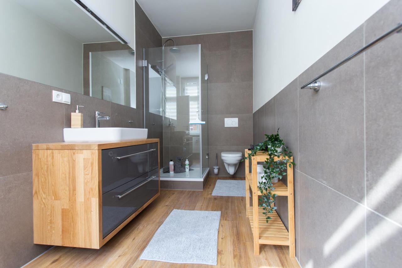 Fullhouse - Zwickau - F45 Apartments - Smarttv - Nespresso Exterior foto